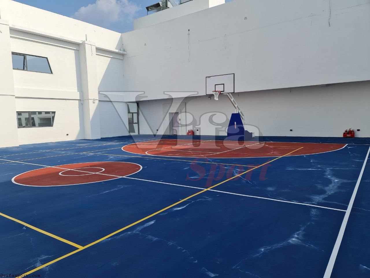 Chi nhánh VIFASPORT tại Hà Nội hoàn thành cung cấp trụ bóng rổ cho trường quốc tế.