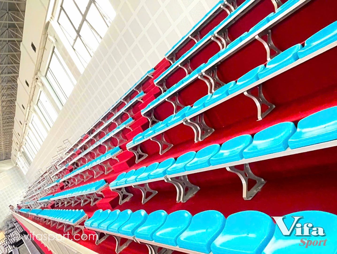 Ghế khán đài nhựa LLDPE VifaSport – Lựa chọn bền vững cho công trình thể thao hiện đại