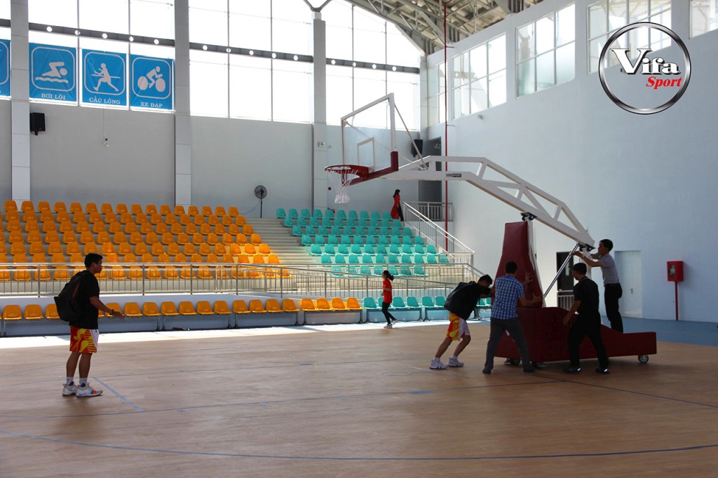 Đội Tuyển Bóng Rổ Việt Nam Giao Hữu Tại Nhà Thi Đấu Đa Năng Quận 12 -  Vifasport - Nhà Sản Xuất Dụng Cụ Thể Thao Chuyên Nghiệp